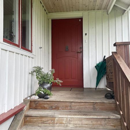 Persgard Laegenhet Oevervaning Kungsbacka Exterior foto